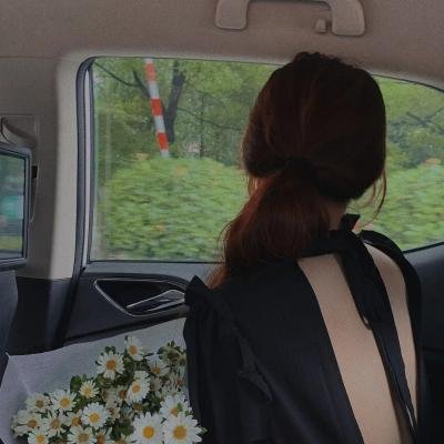 正是青春璀璨时